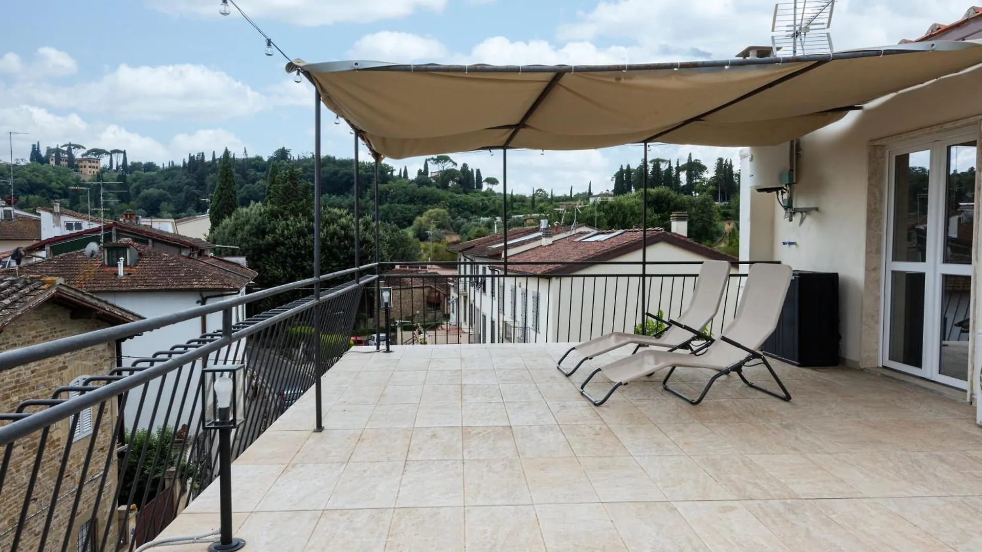 The Luxor Suites - Larione Florence Apartment