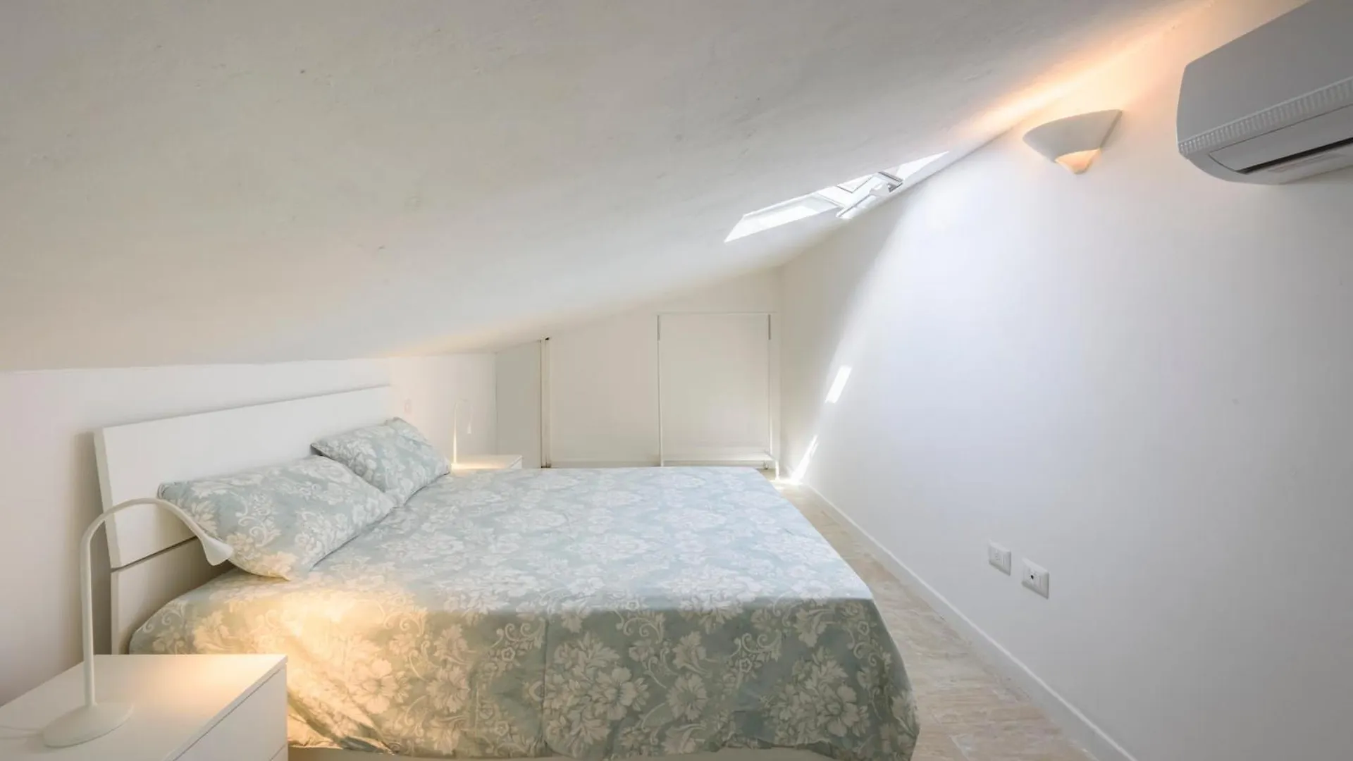 The Luxor Suites - Larione Florence Italy